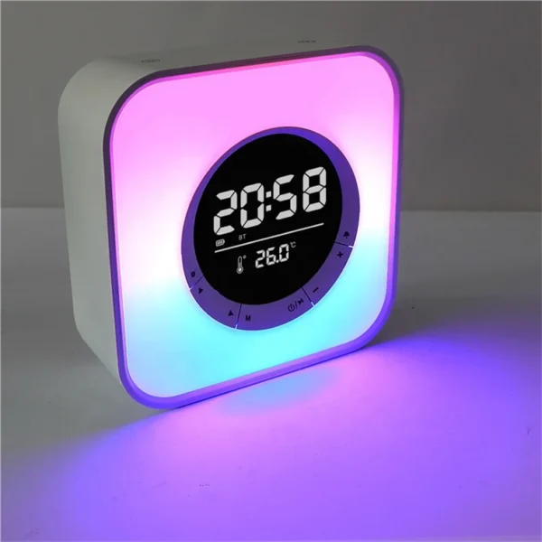 Cubo De Diseño Tipo Portátil Con Luz LED RGB Cambiable Altavoz Con Función De Reloj Alarma Y Termómetro Cool Speaker - Imagen 2